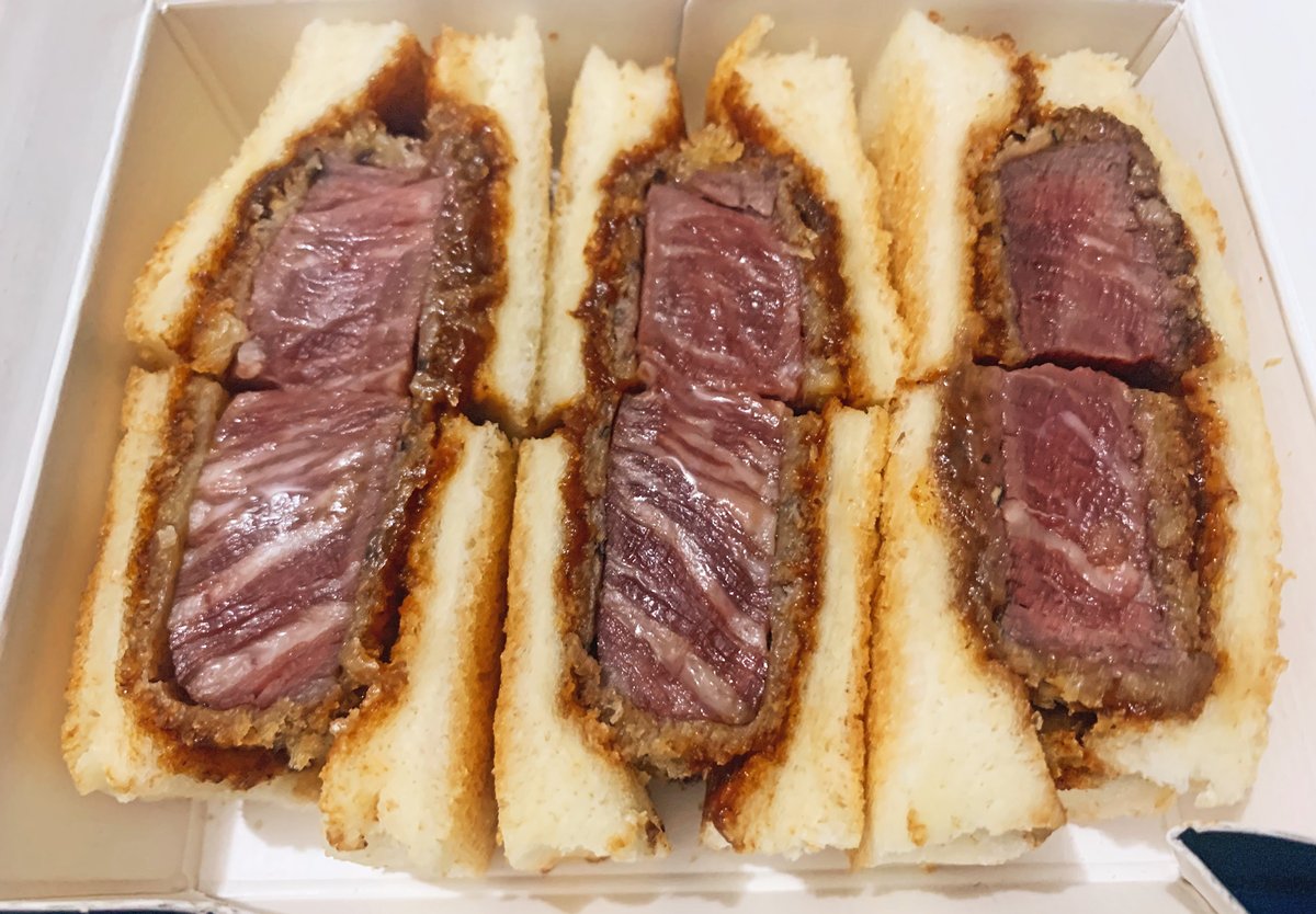 【北新地サンド】 @大阪:北新地駅から徒歩3分 特撰国産牛ヘレカツサンドを食べられるお店