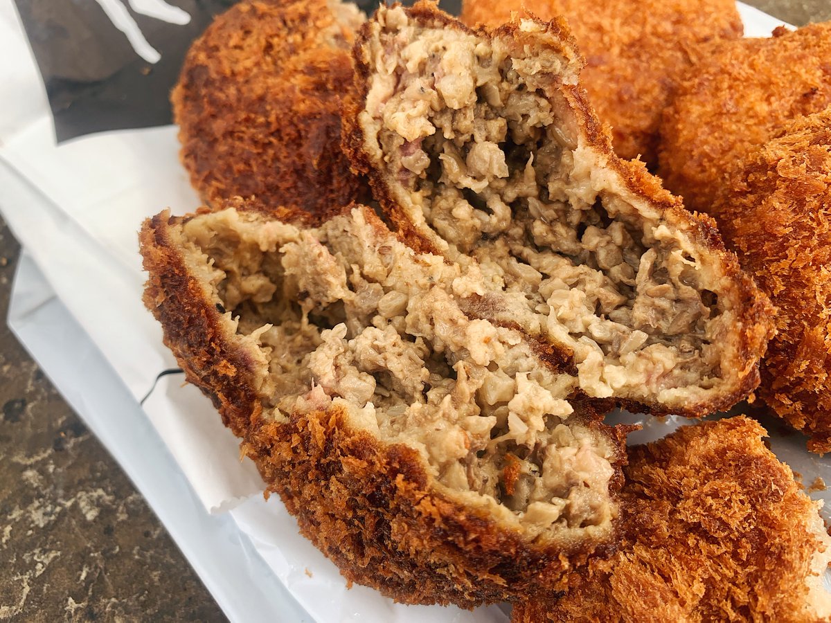 【肉の大山】 @東京:上野駅から徒歩3分 肉の専門店が作る絶品メンチカツをテイクアウトできるお店
