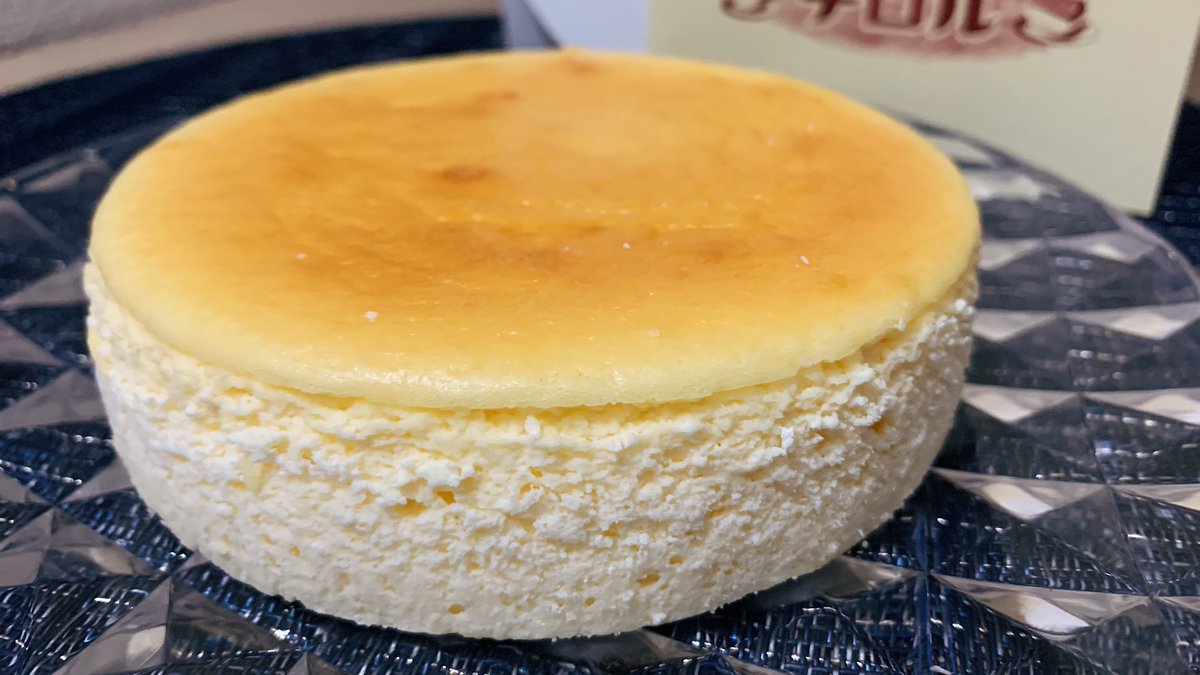 【チロル】 @通販(お取り寄せ) 濃厚クリームチーズケーキを販売しているお店