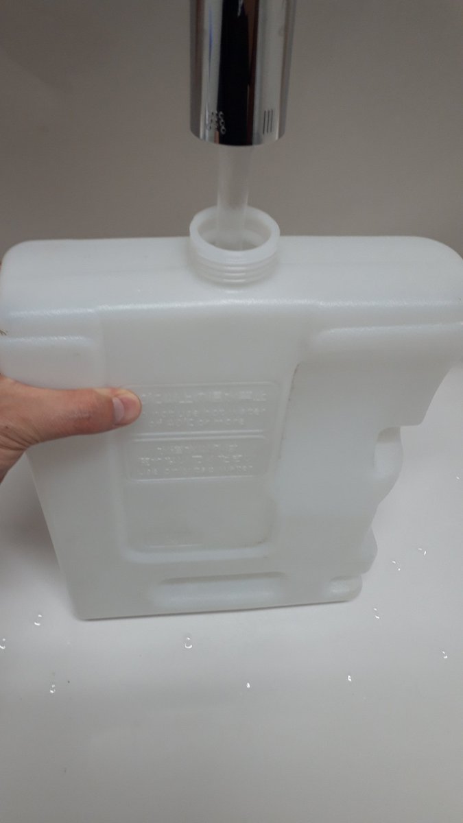 先日劇場版メイドインアビスを観たのですが、それ以降加湿器のタンクを「カートリッジ