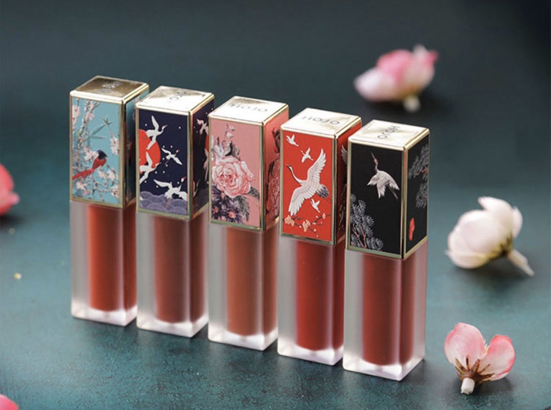 中国コスメ＂HOJO＂のリップ それぞれ色味が最高に可愛いし、 なによりパッケージが美しすぎる… 日本にもっとこのブランドを広めたい 
