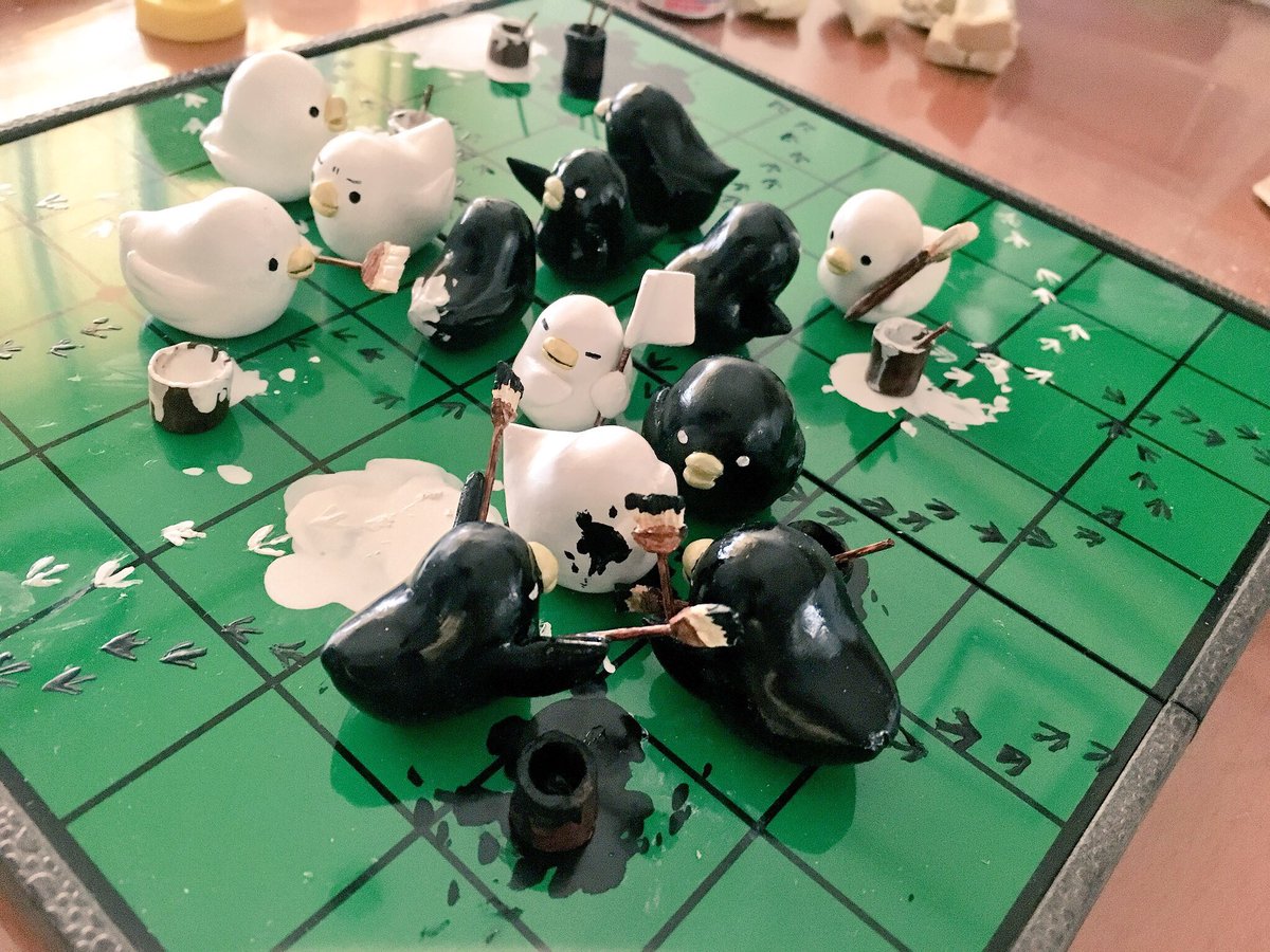 後で消すんだけど大昔に作った小鳥のオセロがかわいいので見て 