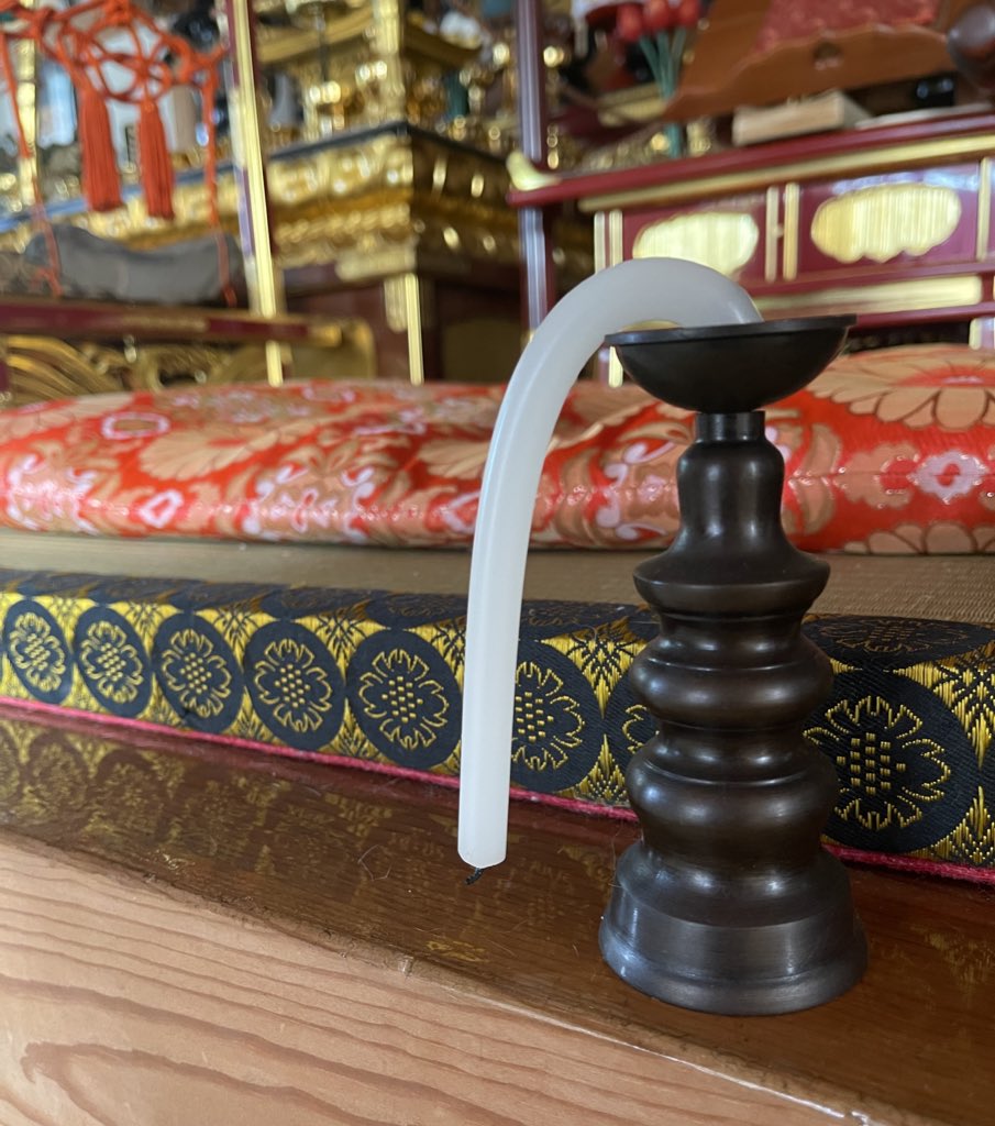 ろうそく君も暑い夏。 