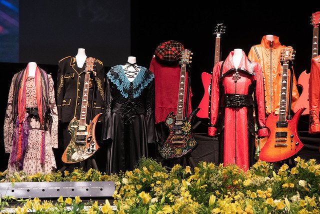 【ライブレポート】hide命日イベントにX JAPAN・PATAサプライズ登場、hide愛用ギターで「TELL ME」捧げる（写真50枚）    #hideMemorialDay 