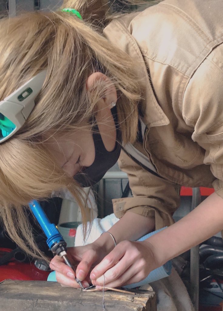 この手の画像が後を絶たないのはなんか組織が関係してるのかもしれん。 