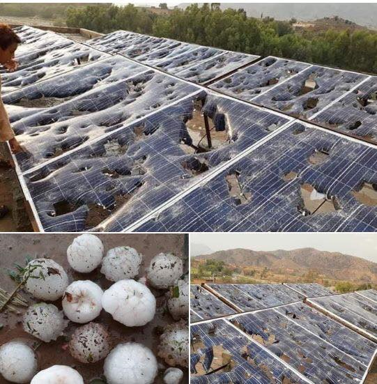 ソーラーパネルは当然、雹に弱い。 