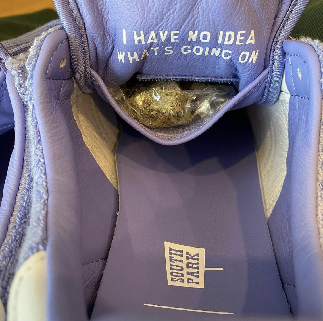 靴の中に大麻隠すスペースがある サウスパークx Adidasのタオリースニーカー発売🧤