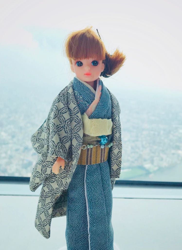 母とスカイツリーに観光 母『最近な、人形の服作ってんねん』 私『へぇ