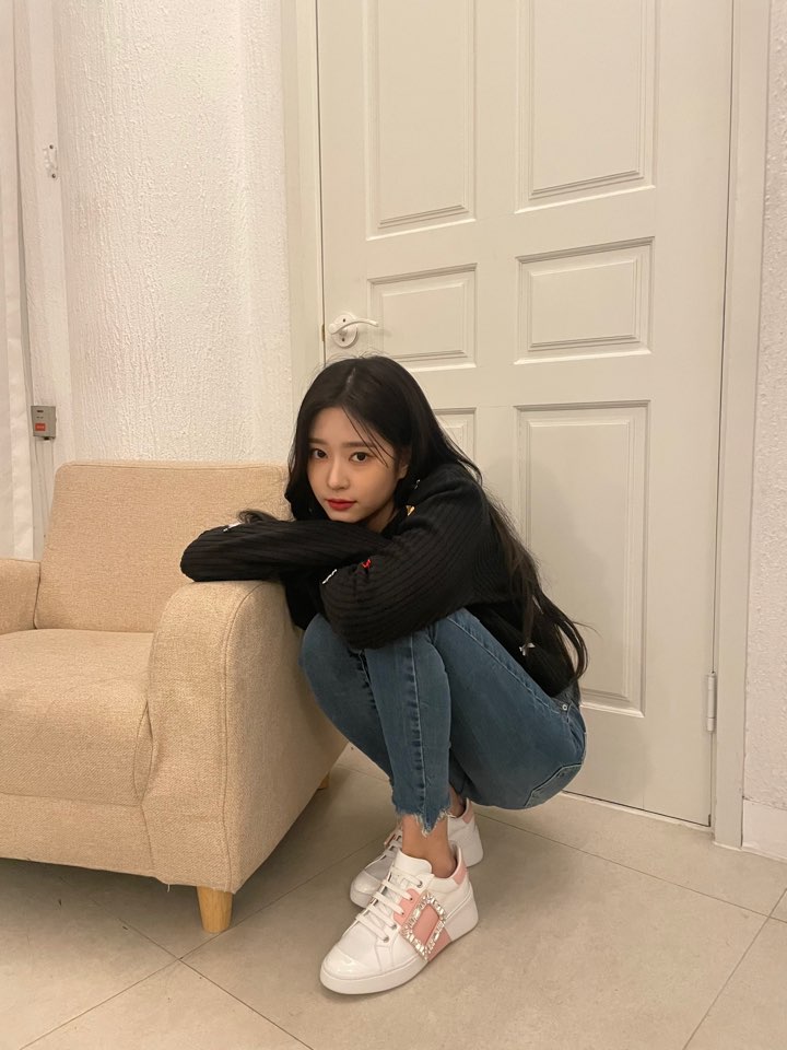 이 날 사진 짱 많이 찍었네..?  写真いっぱい撮った..?  #민주Dream #ミンジュ #IZONE #아이즈원 #アイズワン 