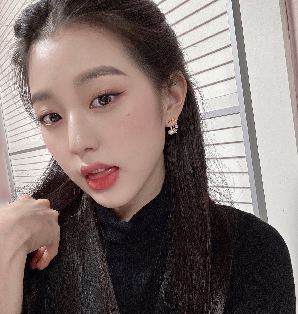 오늘도 파이팅해요 위즈원🖤💖  今日も頑張りましょうWIZ*ONE🖤💖  #원영Dream #ウォニョン #IZONE #아이즈원 #アイズワン 