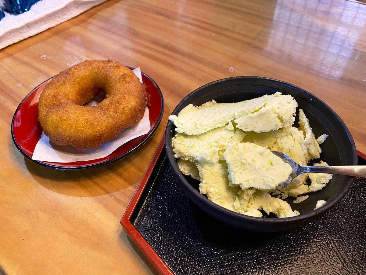 何言ってるかわかんねーと思うが、福島の山奥には床下でチョウザメが泳いでいるのを眺めながら揚げたてのドーナッツが食べられる豆腐屋がある 