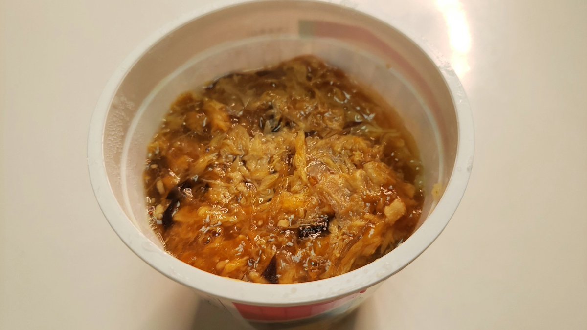 どこでもできるし、味も最高に旨い、これが350円で食べられるなんて日本に生まれて良かった