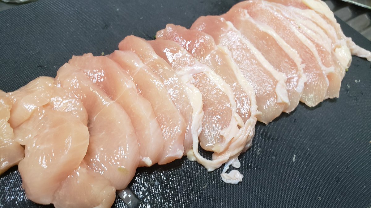 胸肉を柔らかくするのは冷しゃぶにするのが一番、味も一級品です
