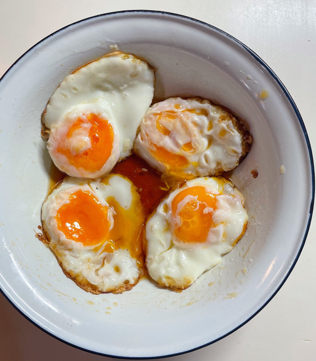 卵揚げ焼きにして酢大さじ1、砂糖大さじ1、醤油小さじ2に浸したやつめっちゃ好き〜〜 