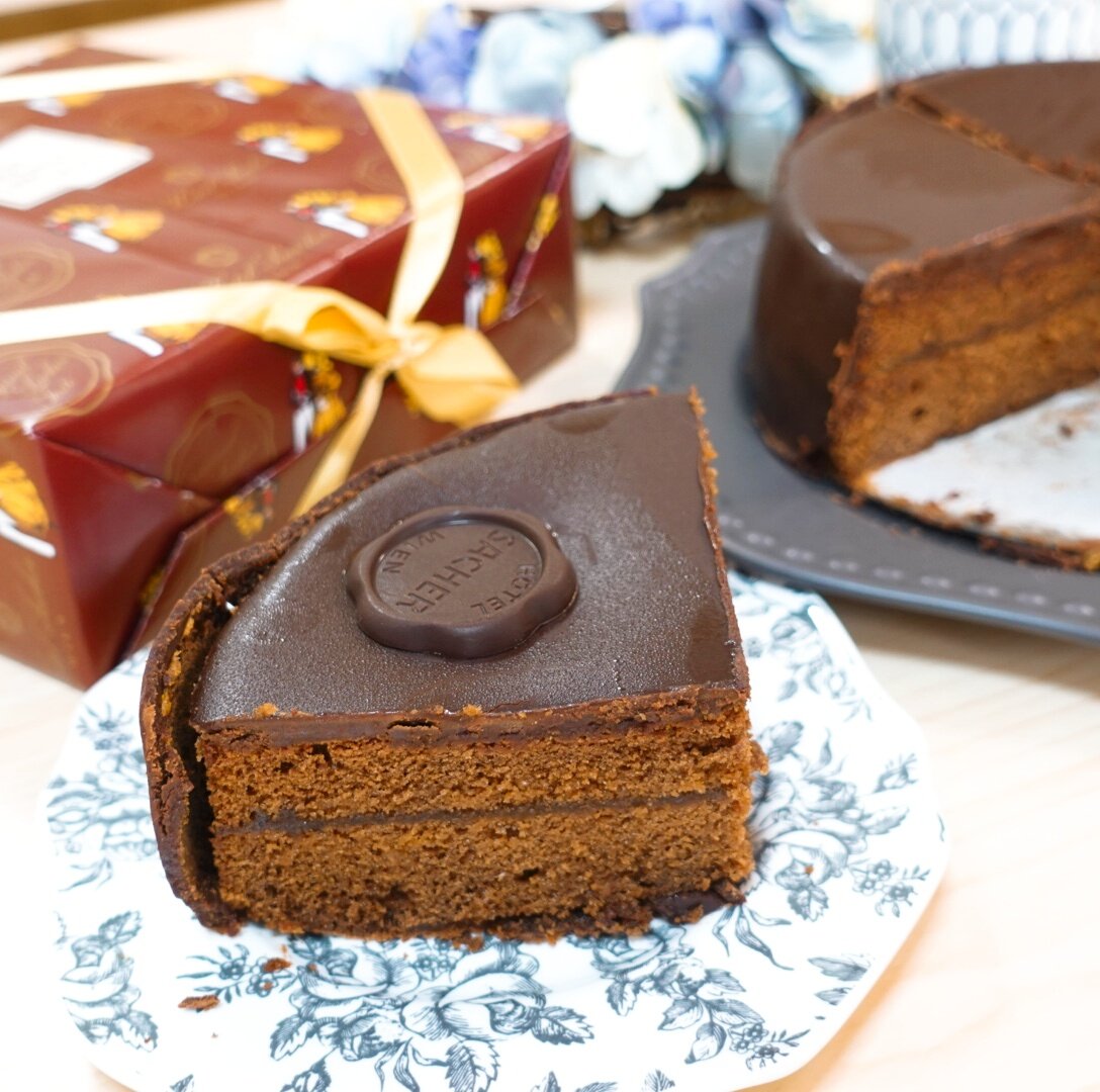 お家で本場ザッハトルテが食べられるなんて感動