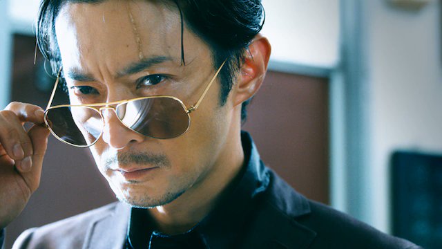 「極主夫道」実写PV公開、津田健次郎主演＆監督で坂本真綾が妻の声を担当　 
