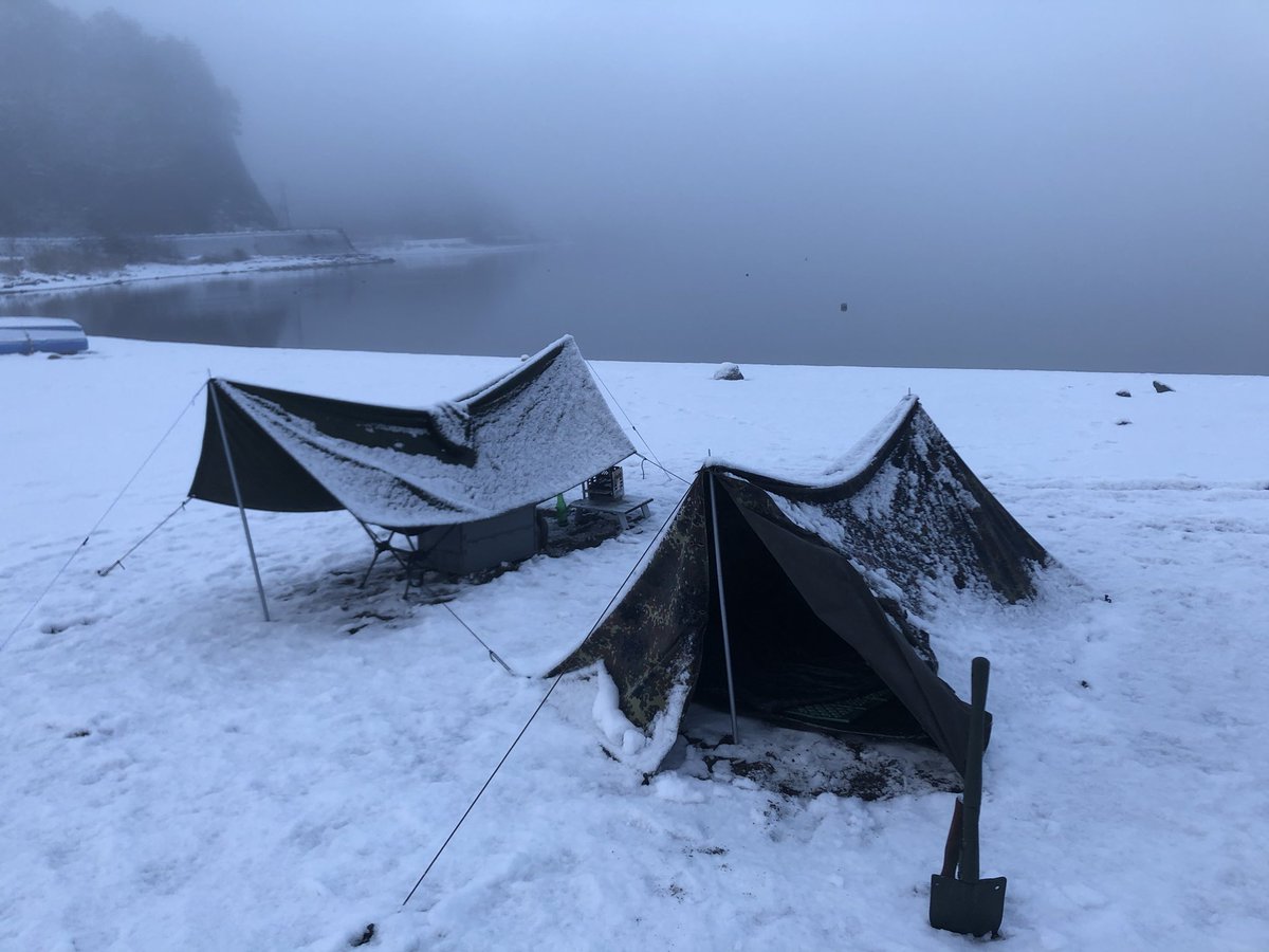 因みにこれはつい先日同じ富士五湖の西湖でソロキャンしたときの写真です