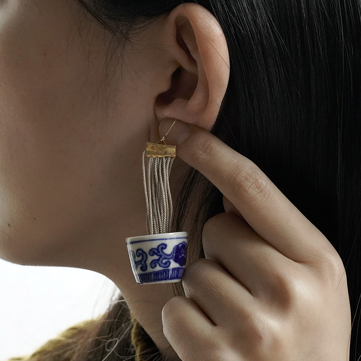 【ツタンカーメン堂の新春秘宝展】 ツタンカーメン堂 「蕎麦猪口ピアス」  蕎麦好きにはたまらないピアスです