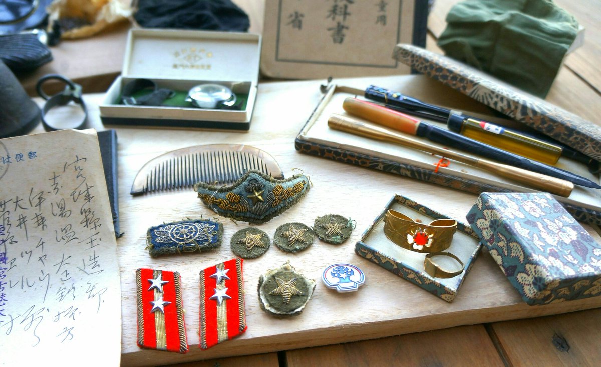 母からの依頼で古い和箪笥をメルカリに出品しました