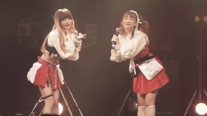 今までZOCで彼女にするならかなのと言って嫁はカレンと言ってきましたがまろに恋していますそしてこの距離 そして兄もまろにめろめろで兄弟揃ってワロタ 