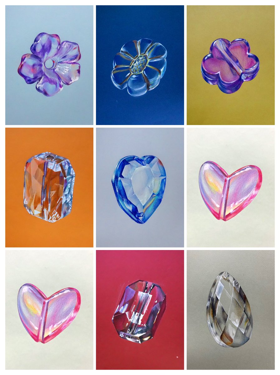 大学の『100枚ドローイング』という課題で100個のビーズを描きました