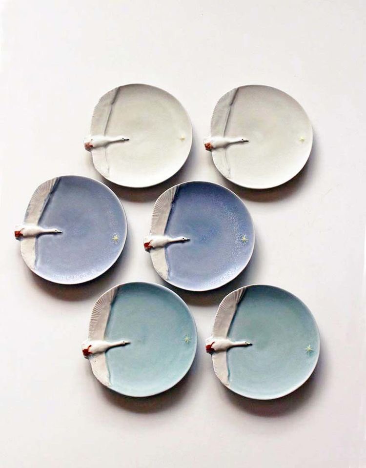 「うつわや みたす」さんの作る食器が童話の世界の様で素敵だ