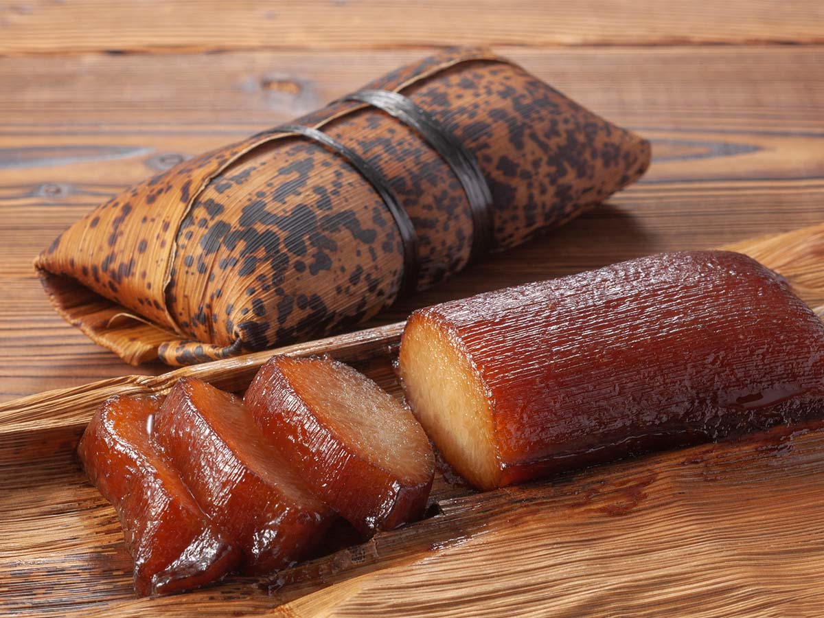 「ちまき」って言ったら当然「端午の節句に食べるういろうみたいな細長い和菓子」だと思ってるんだけど、みんなの思う「ちまき」ってどれ