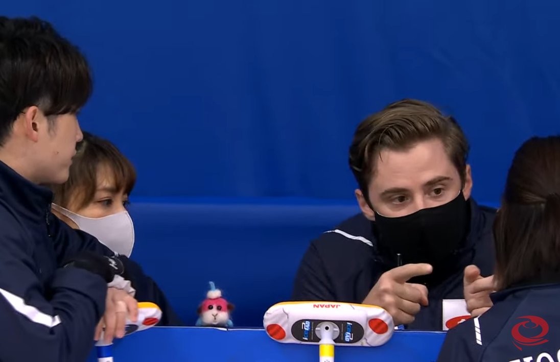 カーリング中継でモルカー見つけた人すげえなと思ったら物凄い存在感だった 