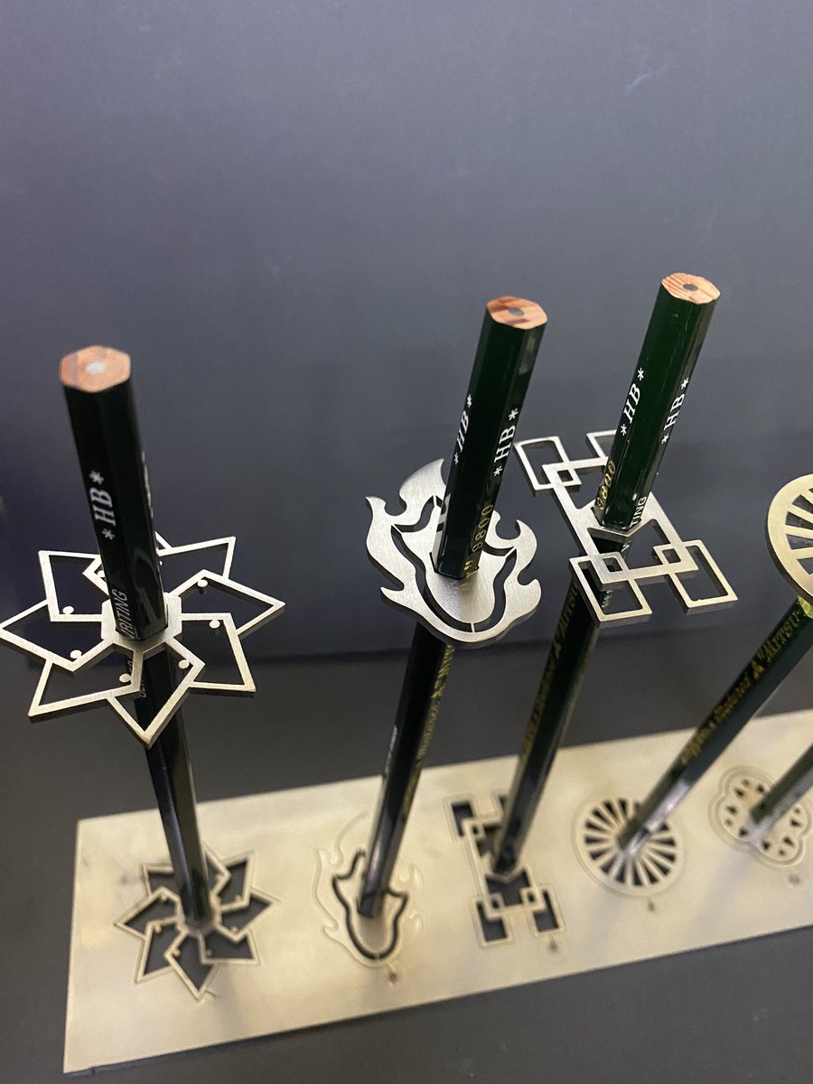 えんぴつ日輪刀つくりました☺️  #鬼滅の刃 #鬼滅の刃無限列車編 