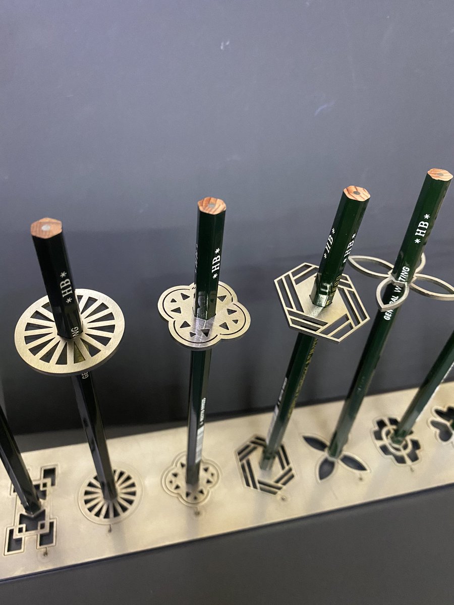 えんぴつ日輪刀つくりました☺️  #鬼滅の刃 #鬼滅の刃無限列車編 