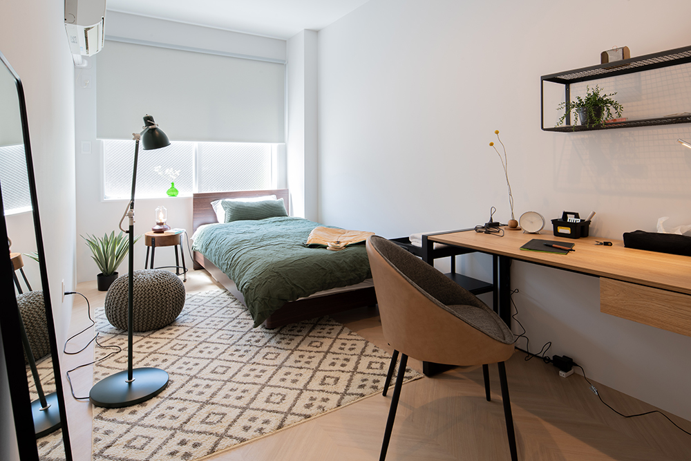 こういう大変な時期ですが... 金沢駅前で5室だけのアパートメントホテルを開業しました