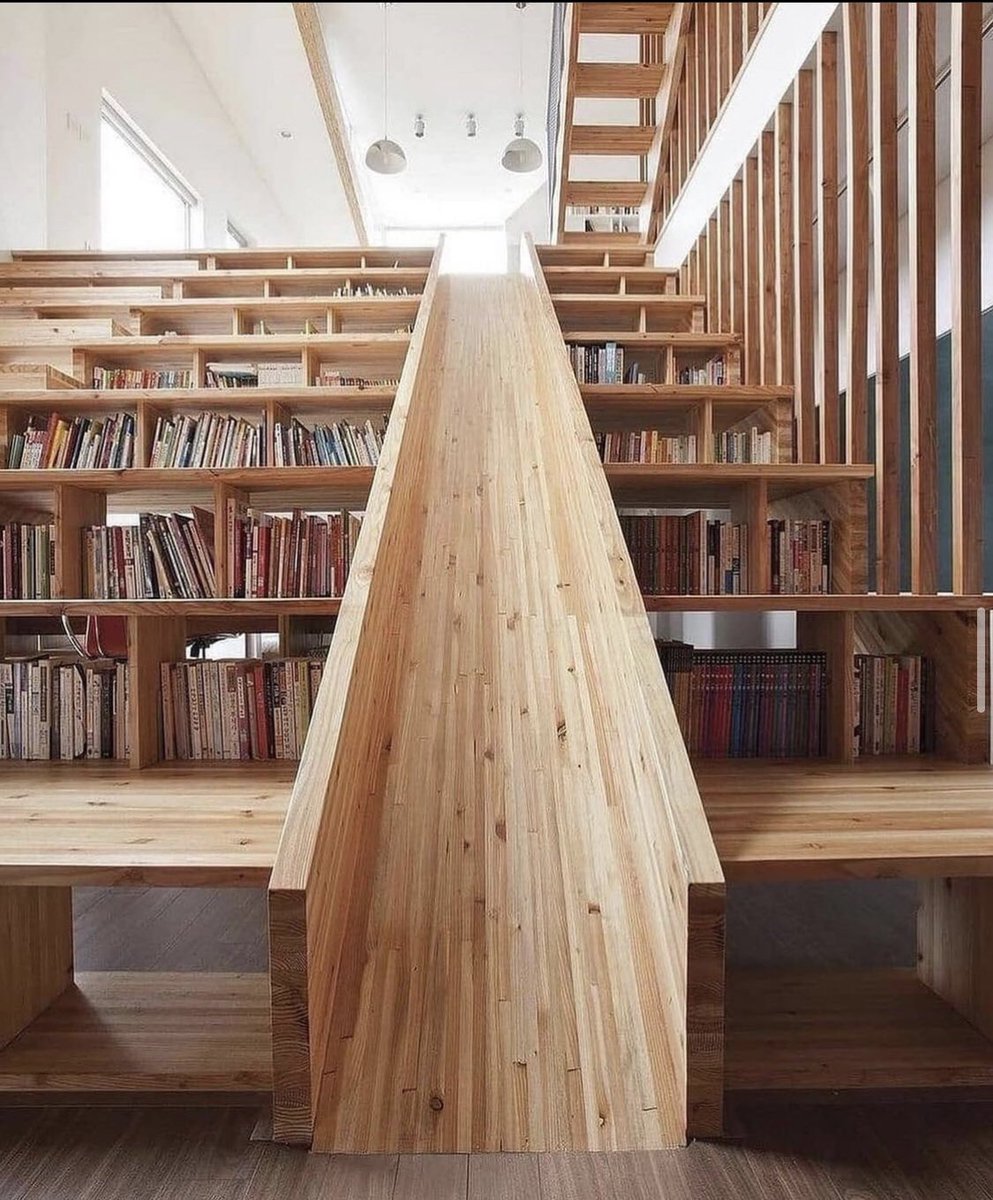 こーいうシンプルで遊び心のある家を作りたくて建築学生になりました。 