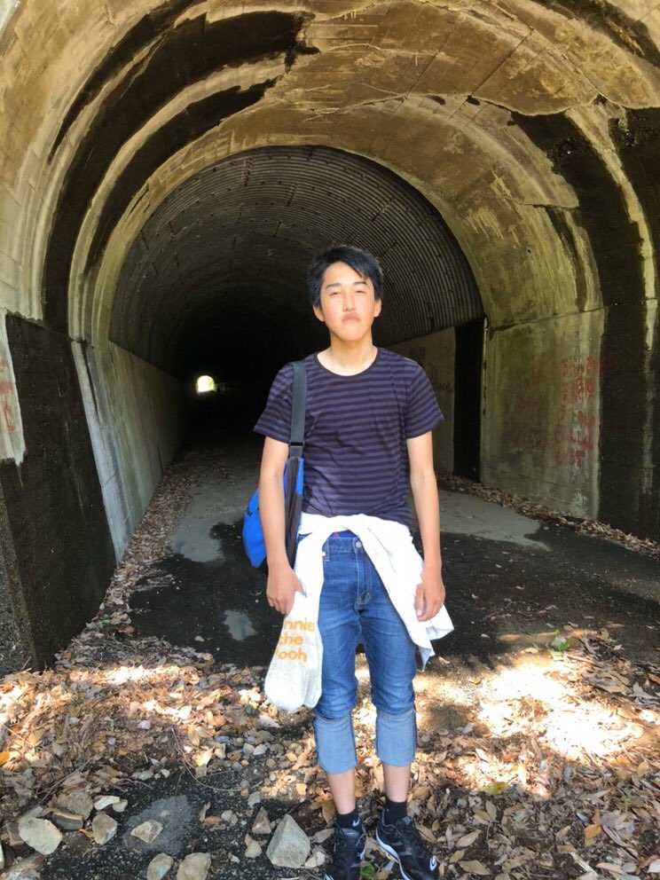 友達の弟が行方不明です 場所は神奈川県愛川町で 県立愛川高校の制服を着ていました 身長は170cm程度で細身 道端にバッグと自転車が放置されていたそうです