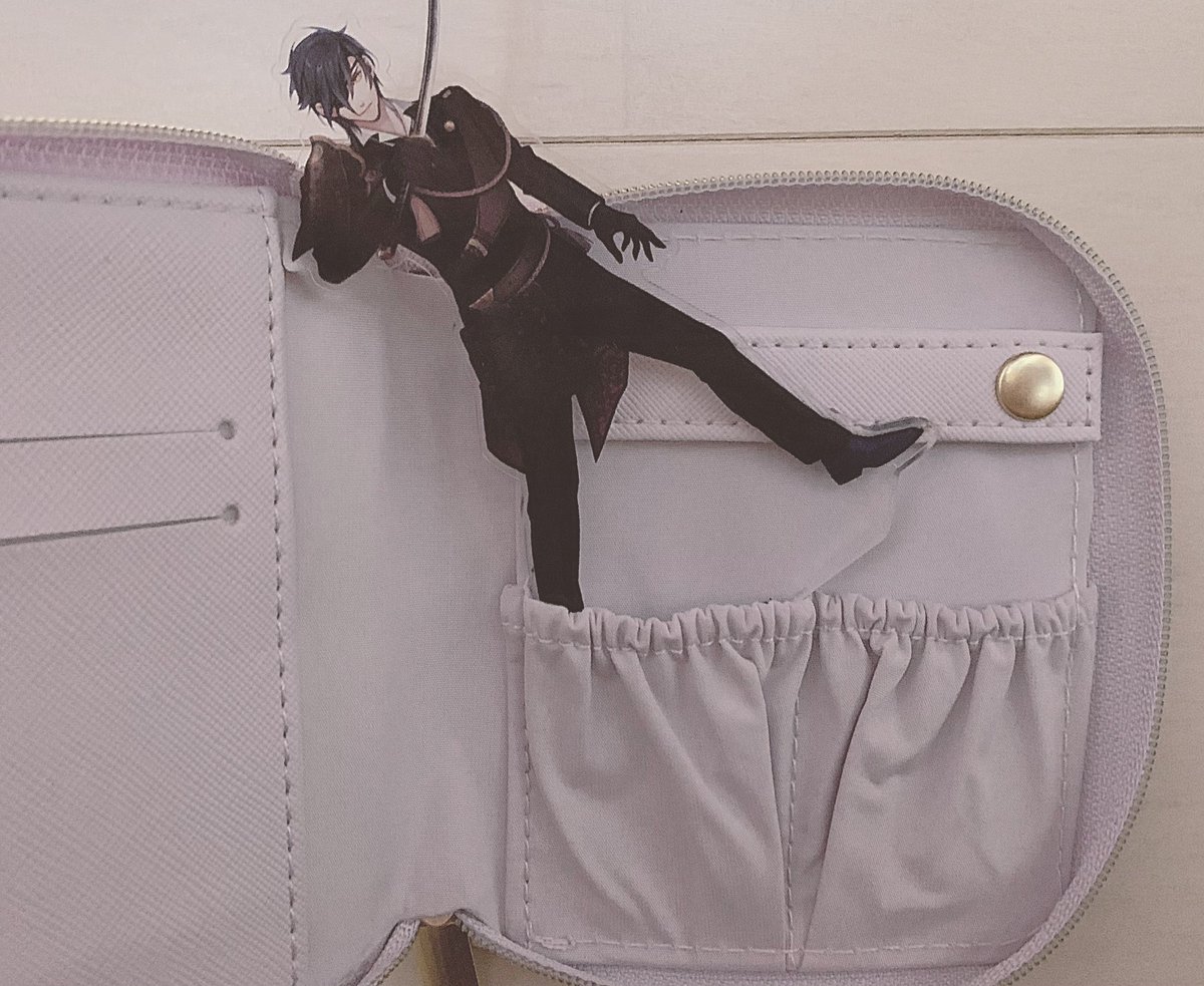 脚長すぎて入らないんだけどwwwwwやめてwwwwwwwwwwww 