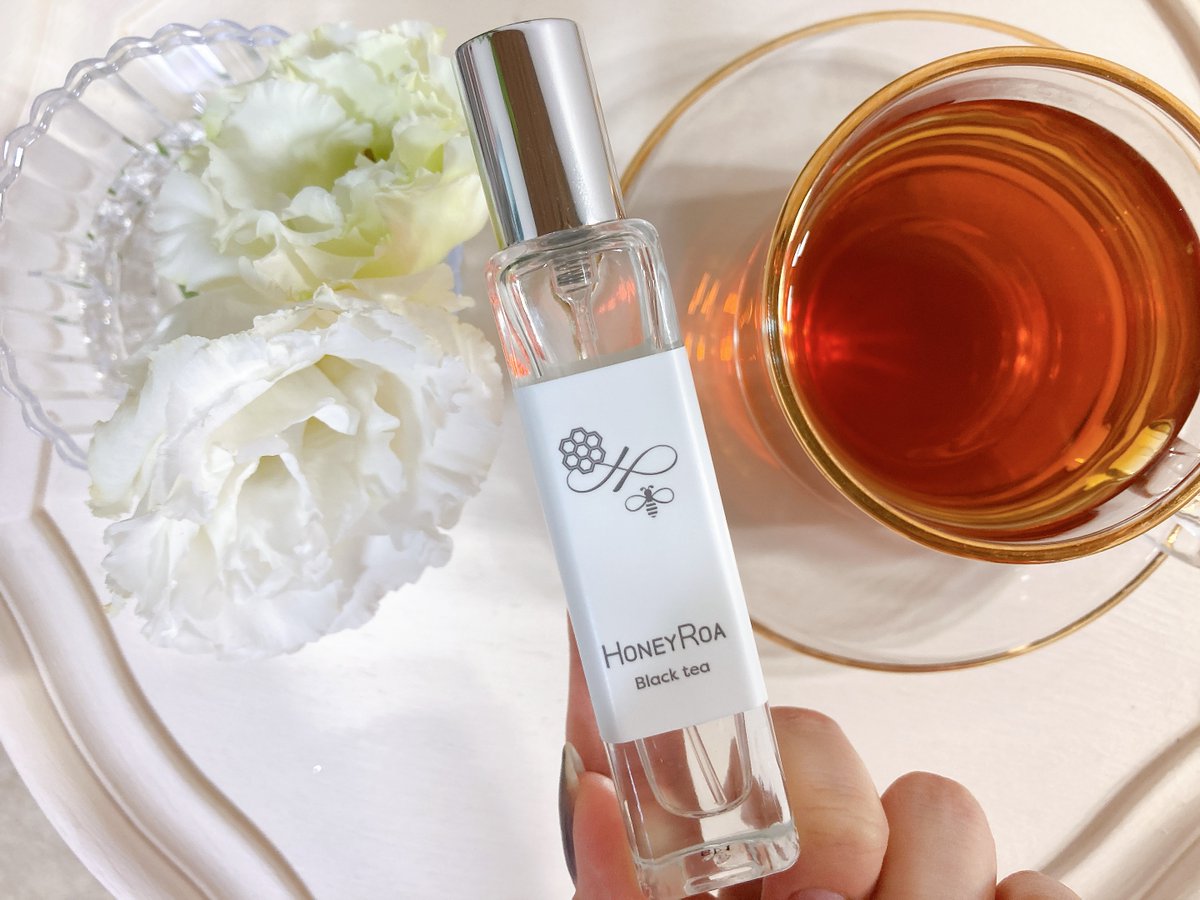   穏やかでほっと一息つけるような紅茶の香りで あたたかさと包容力、知的さが感じられる