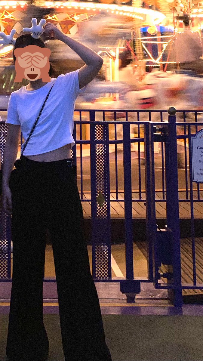 骨ストの服装選びがいかに大事かわかる写真（体重変わりなし）（これは妹） 