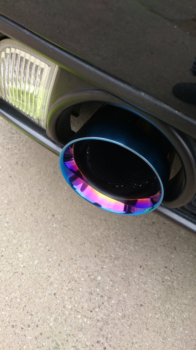 すげぇ、この錆びとりはは本物だ... タオルにつけて少し磨いたらこれ、 やばない