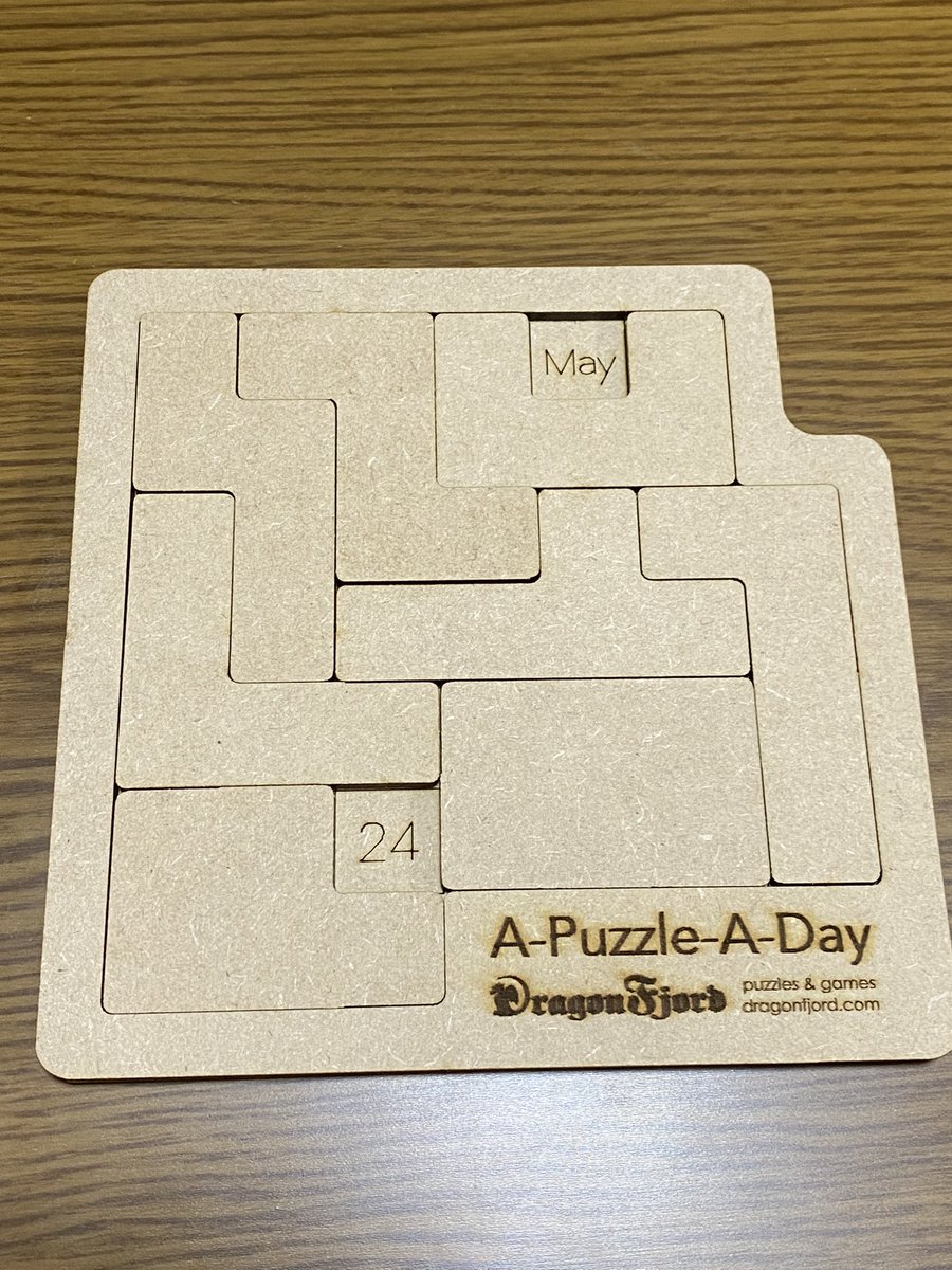 Twitterでたまたま見つけた、日替わりのカレンダーパズル