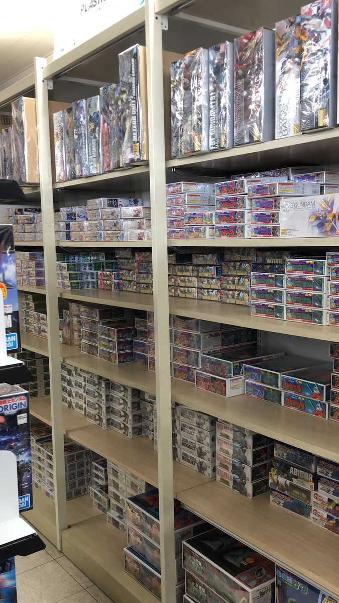 驚くんじゃねぇぜ？ ここガソリンスタンドなんだぜ？？ 