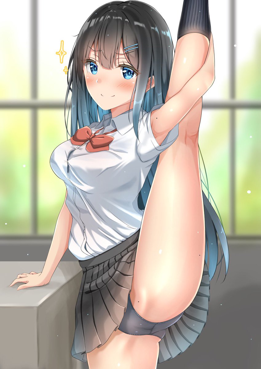 下にスク水着てるから恥ずかしくないI字バランスドヤ顔ロングヘアーJK