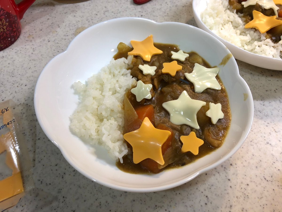←子のカレー　　母のカレー→ 