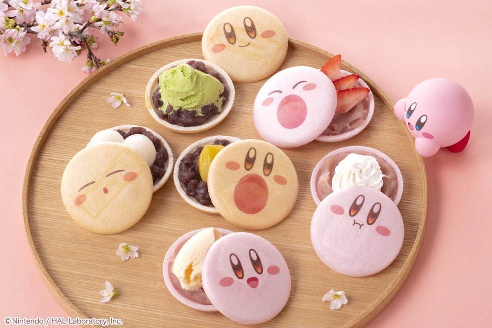 3月14日〜4月30日までの期間限定で、京都の老舗和菓子屋「鶴屋吉信」から、「星のカービィ」とコラボした和菓子「カービィのまんまる手づくり最中 “春”」が新発売されます✨