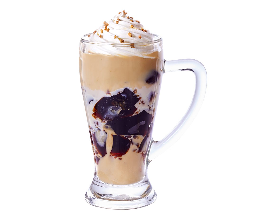4月22日よりコメダ珈琲店から、店舗で手作りするぷるぷる食感のコーヒージェリーを加えたオリジナルドリンク「ジェリコ アーモンドミルク」、「ジェリコ 豆乳オーレ」が新発売されます✨