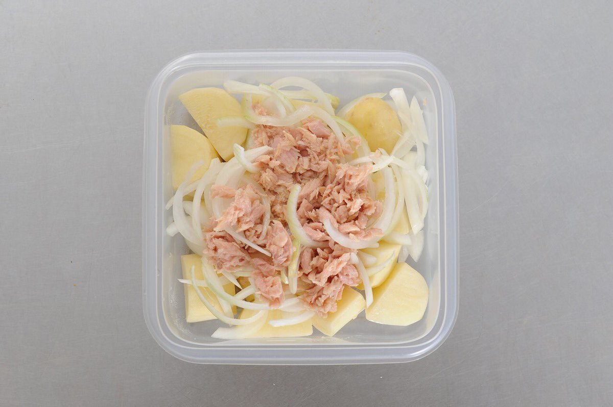 混ぜて冷まし、好みで万能ねぎを  ★冷ますと味が入ります 