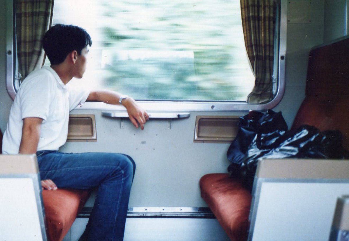 流れゆく車窓を眺めたり、列車の揺れに任せて居眠りしたり、ただそれだけが楽しかったのだけど、そんな感覚、通じないかな