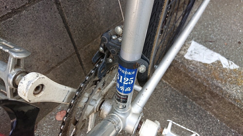 盗難車ぽいので、探してる方がおられるのではないかと