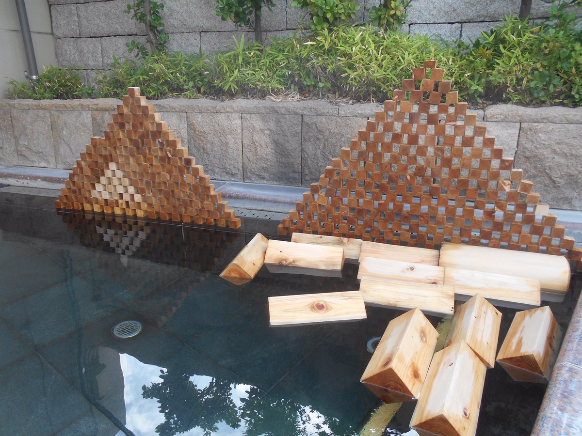 お客様の中で、これ作った方いらっしゃいますか