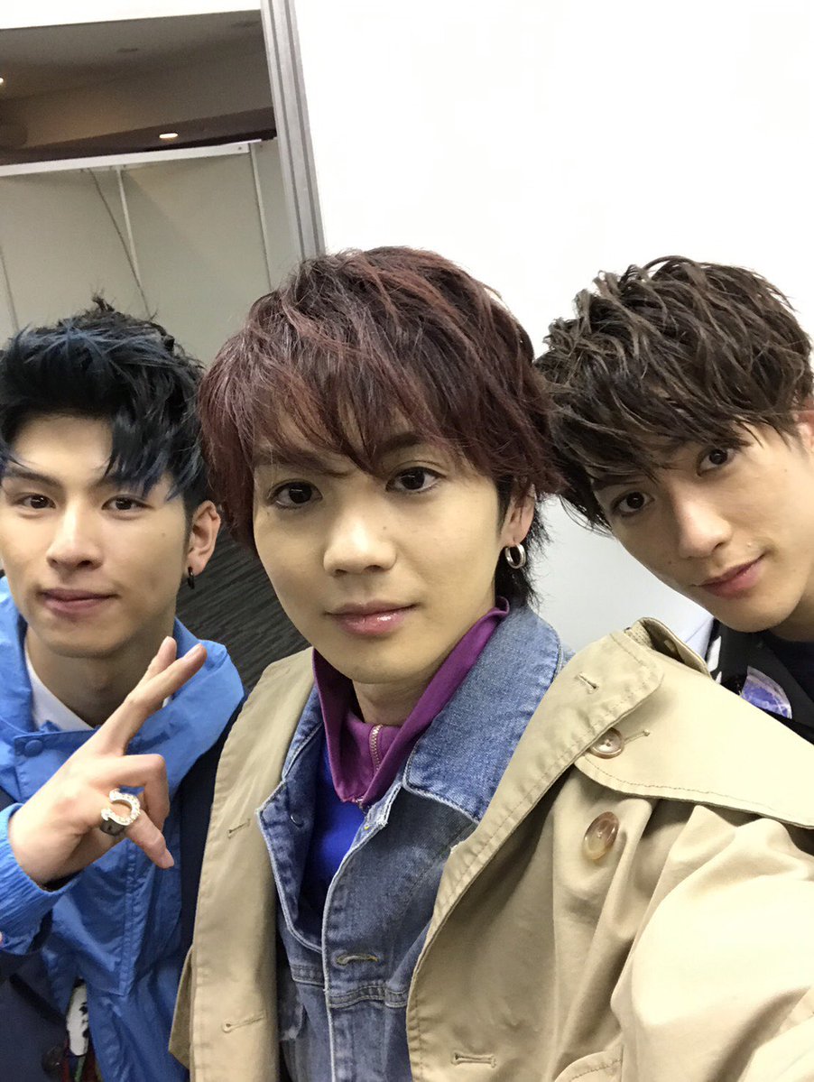 藤原樹です😼  今日はTGCに出演させて頂きました✨  1人で歩くランウェイは緊張しましたが、モデルさんになりきって歩かせて頂きました😎笑  プリレジェも更に盛り上げて行きたいと思います🤴🤴  #TGC #プリレジェ #チームネクスト 