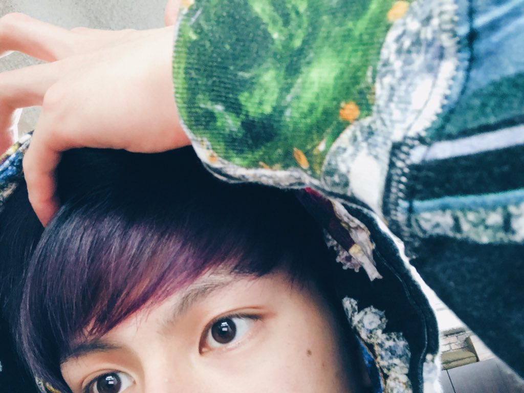 🤴🏻 取材用にインナーカラー紫に変えました👾🧬  久しぶりに