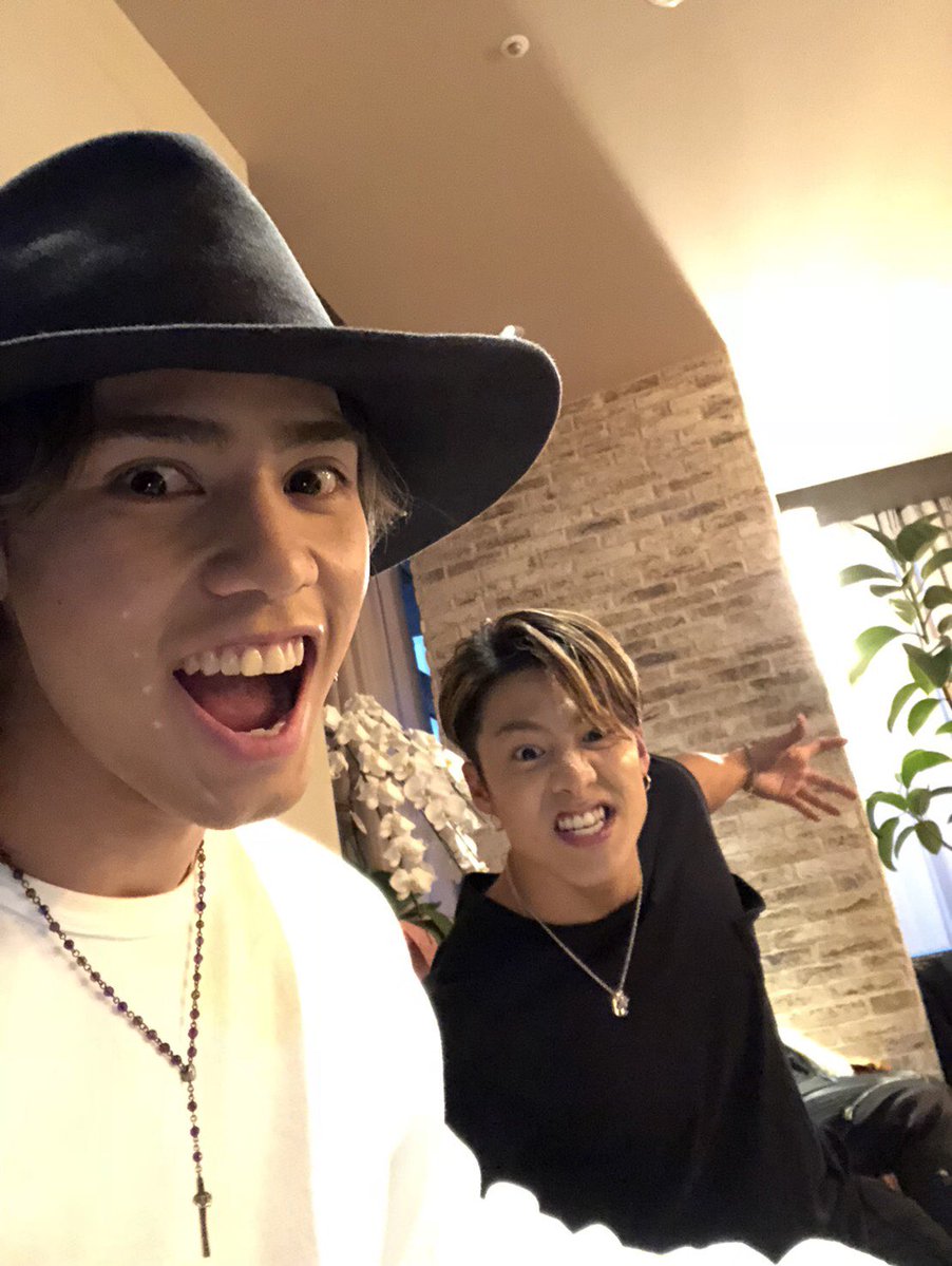   #たのしみぃ #今日も #RIKUさん #ハイテンション #あれ #なんか #インチキ美容師 #いるよね #どうも #KAMIKEN #です 